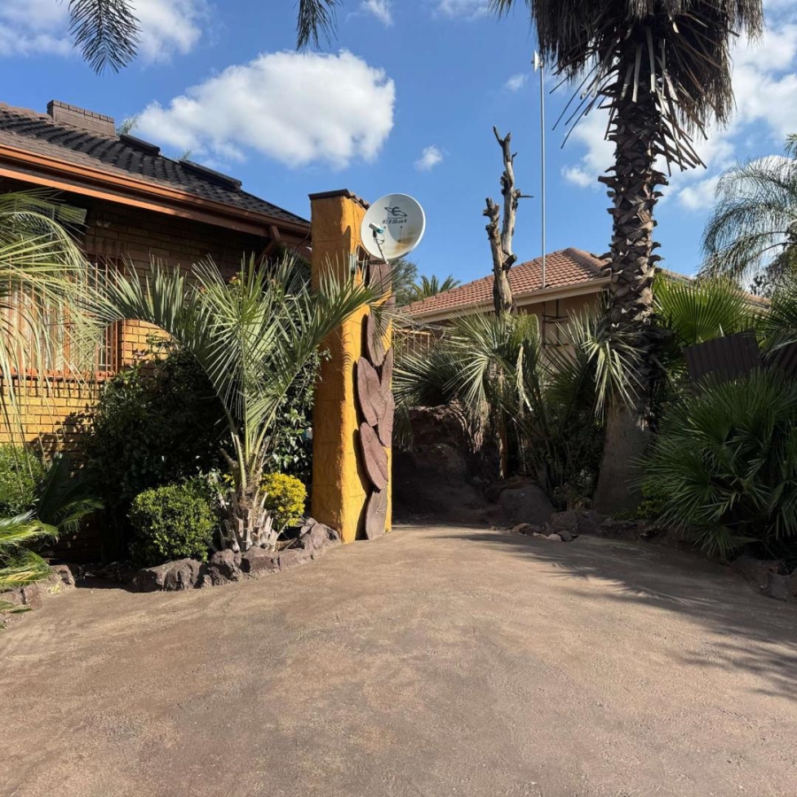 5 Bedroom Property for Sale in Die Heuwel Mpumalanga