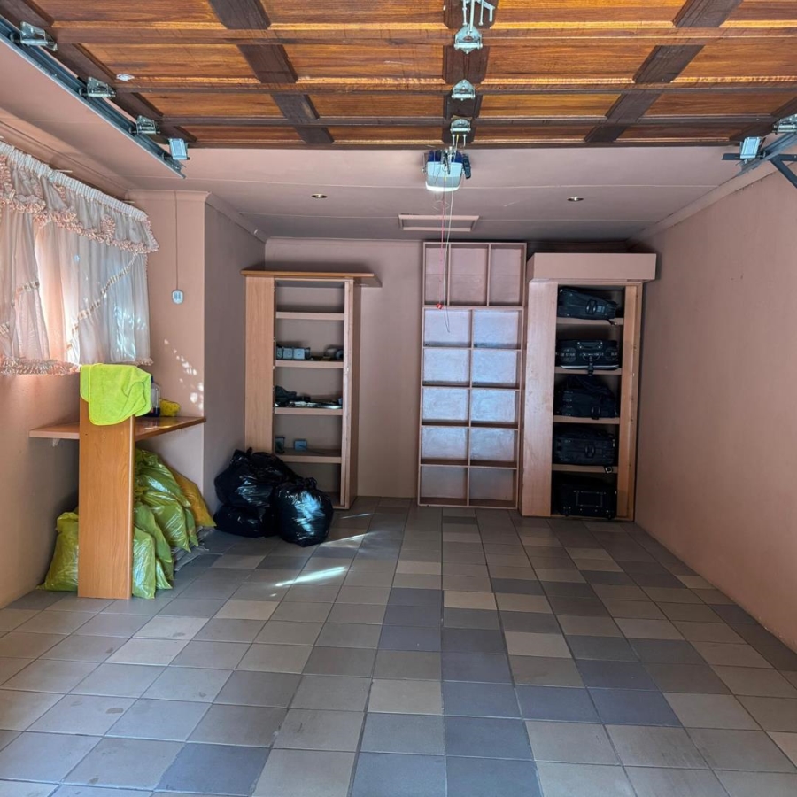 5 Bedroom Property for Sale in Die Heuwel Mpumalanga