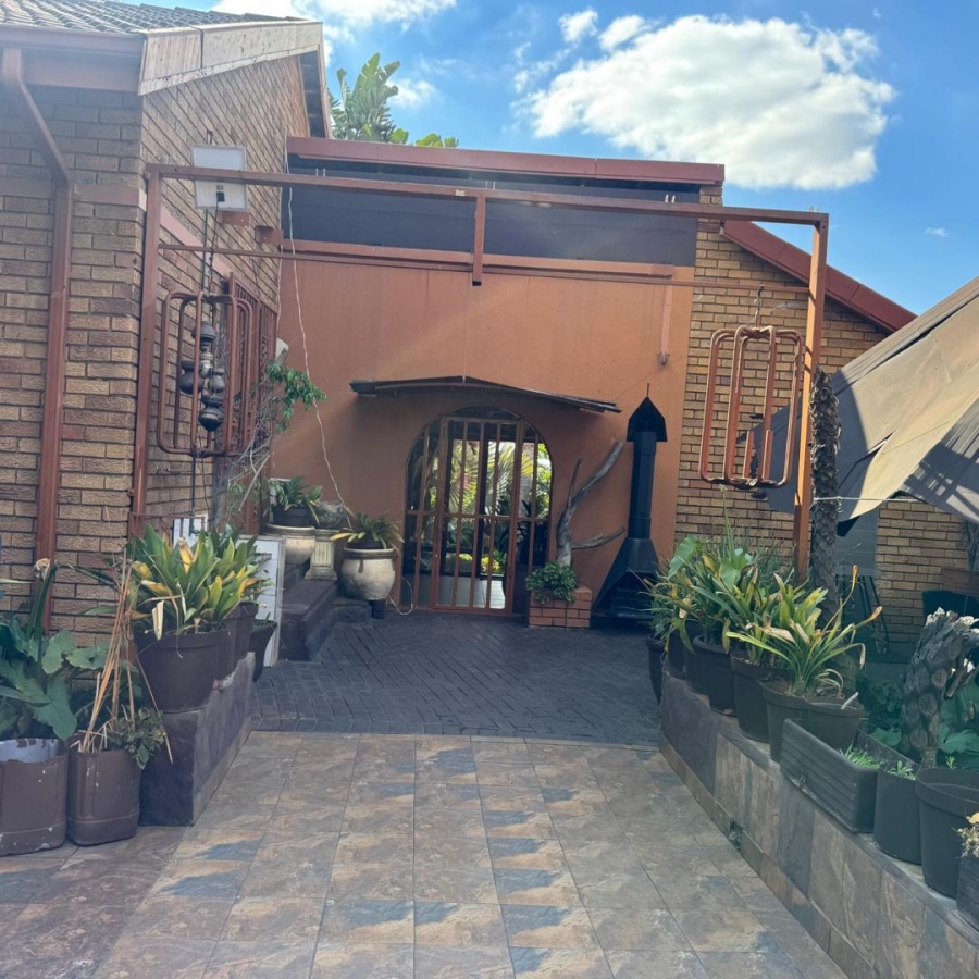 5 Bedroom Property for Sale in Die Heuwel Mpumalanga