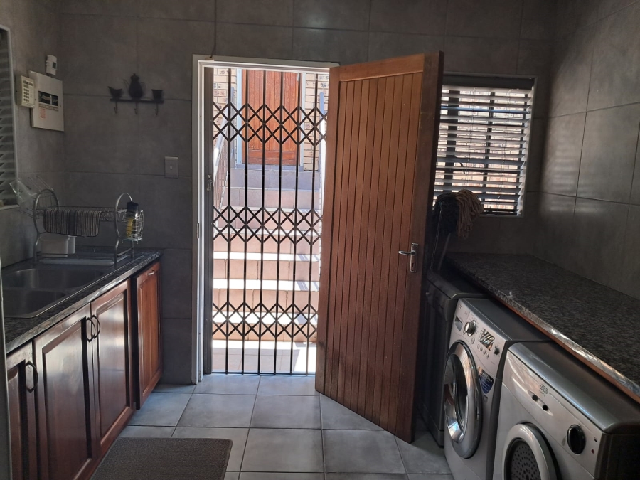 6 Bedroom Property for Sale in West Acres Mpumalanga