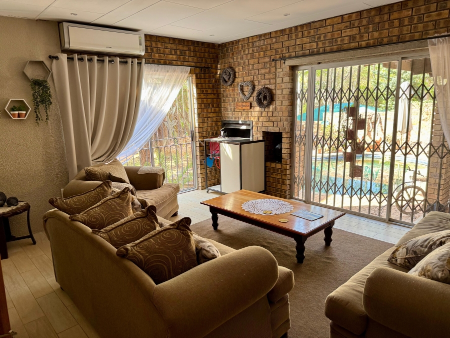 6 Bedroom Property for Sale in West Acres Mpumalanga
