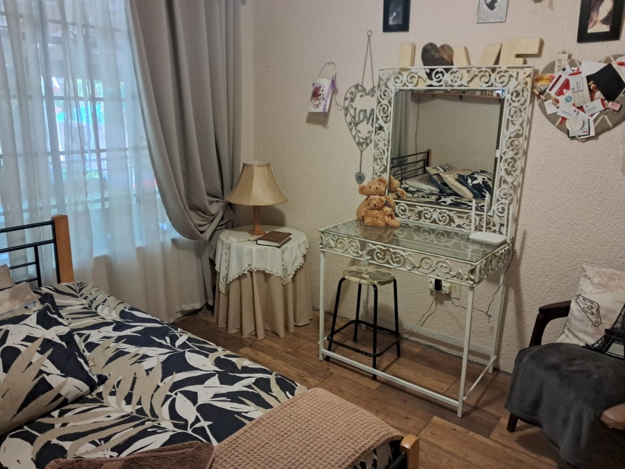 6 Bedroom Property for Sale in West Acres Mpumalanga