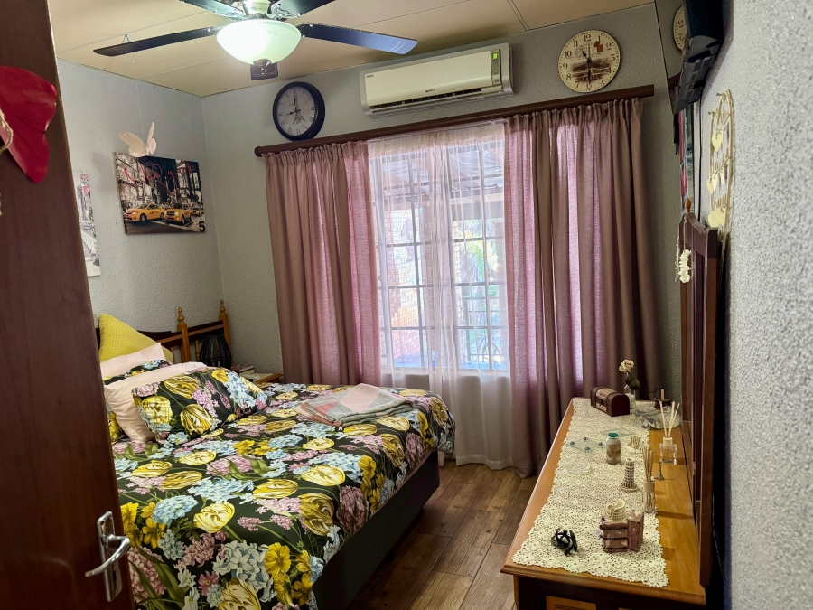 6 Bedroom Property for Sale in West Acres Mpumalanga