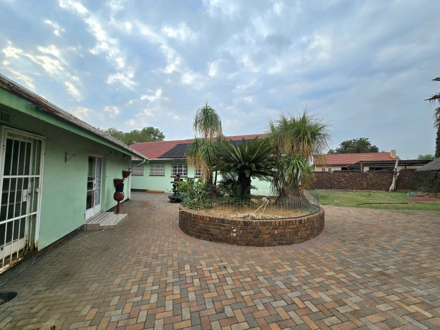4 Bedroom Property for Sale in Duvha Park Ext 1 Mpumalanga