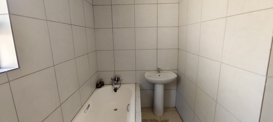 To Let 8 Bedroom Property for Rent in Kriel Mpumalanga