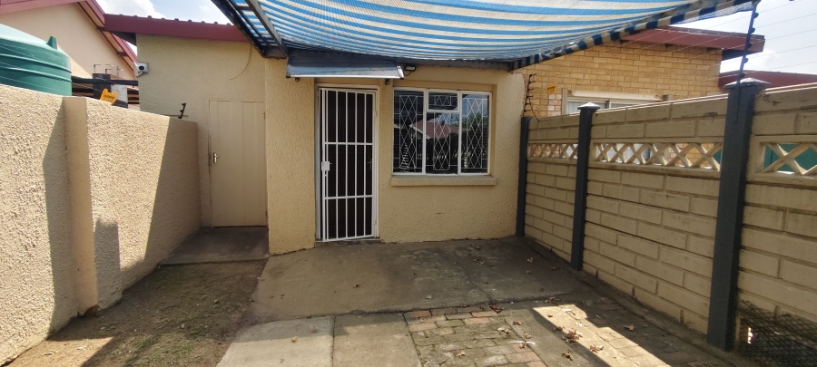 To Let 8 Bedroom Property for Rent in Kriel Mpumalanga