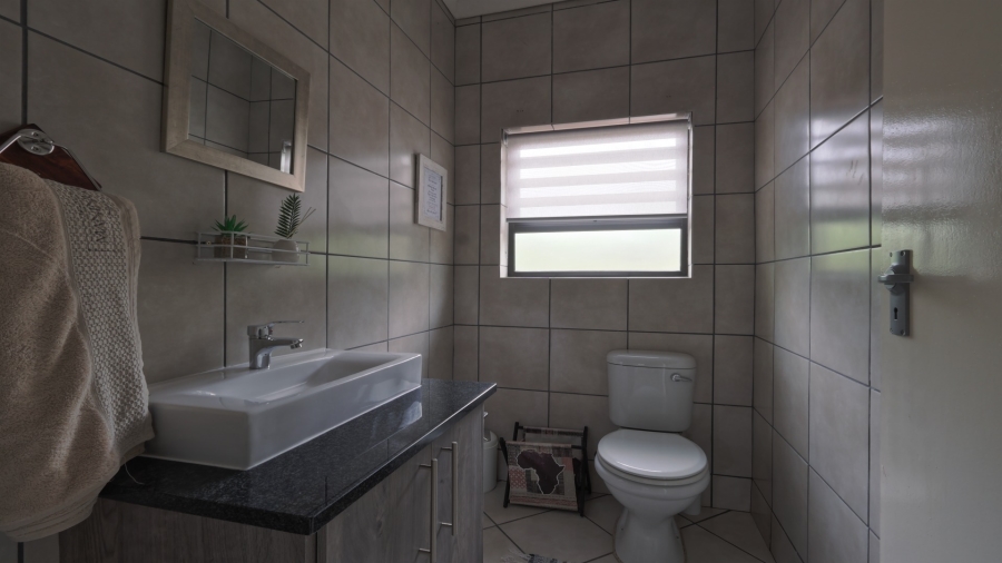 2 Bedroom Property for Sale in Marloth Park Mpumalanga