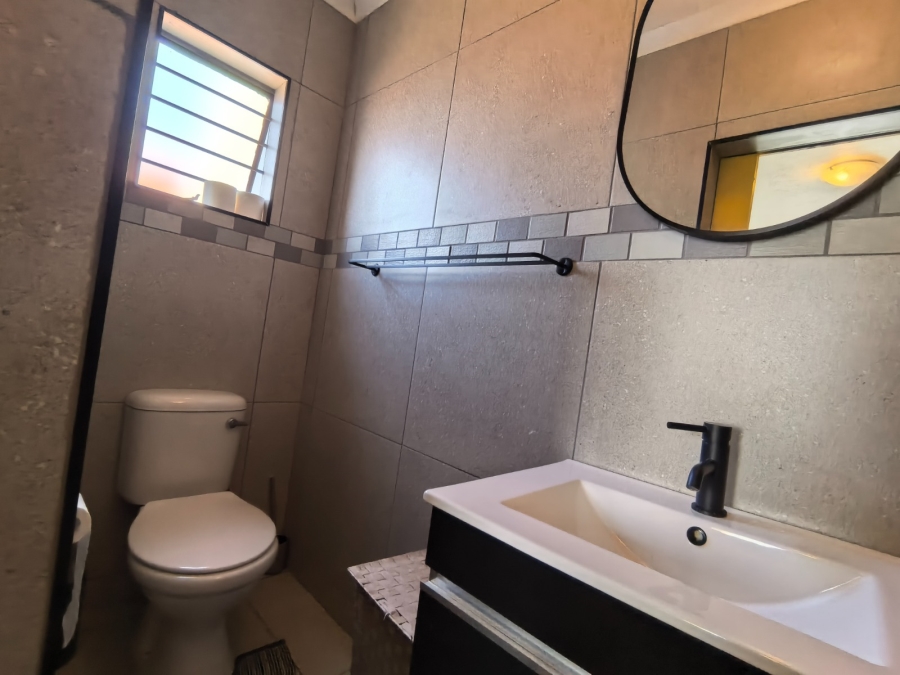 1 Bedroom Property for Sale in Nelspruit Ext 29 Mpumalanga