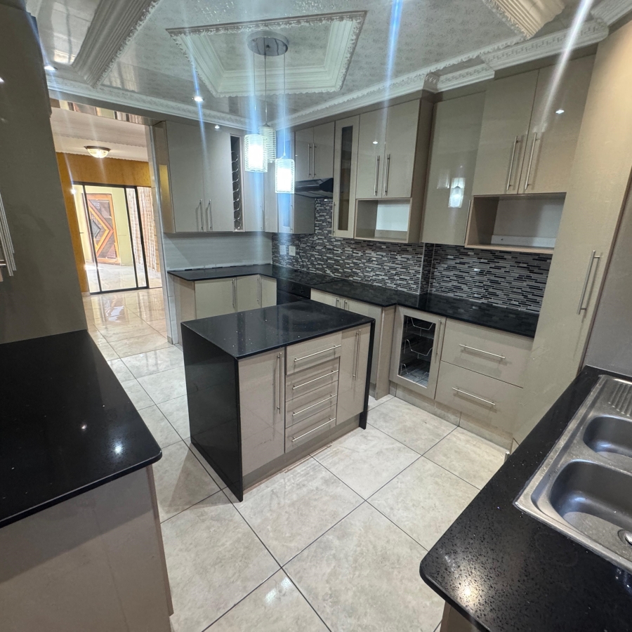 3 Bedroom Property for Sale in Duvha Park Mpumalanga