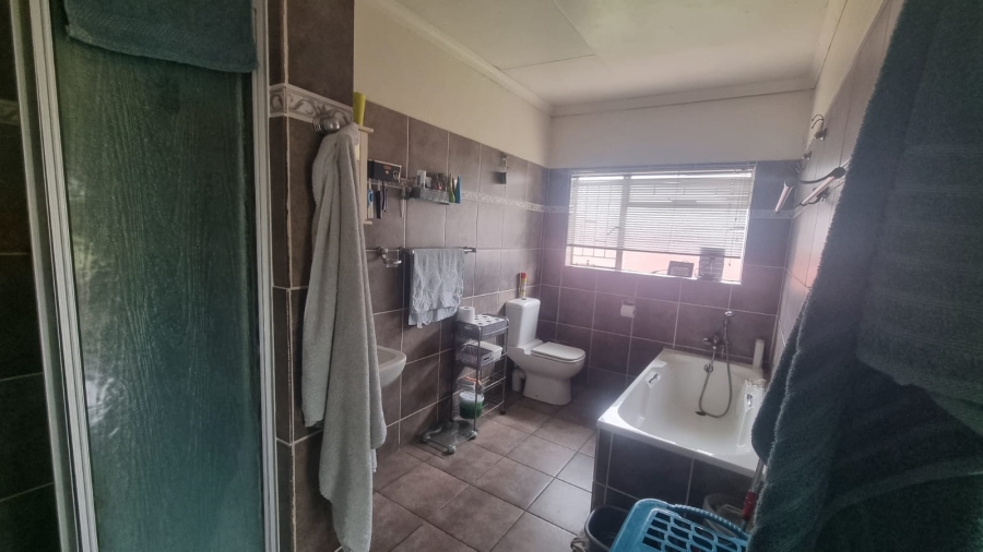 4 Bedroom Property for Sale in Del Judor Ext 4 Mpumalanga