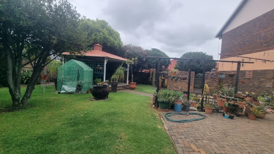 4 Bedroom Property for Sale in Del Judor Ext 4 Mpumalanga