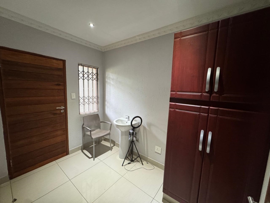 4 Bedroom Property for Sale in Riverside Park Mpumalanga