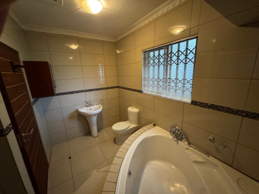4 Bedroom Property for Sale in Riverside Park Mpumalanga