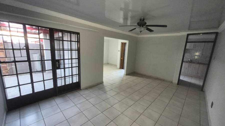 To Let 2 Bedroom Property for Rent in Noordrand Mpumalanga