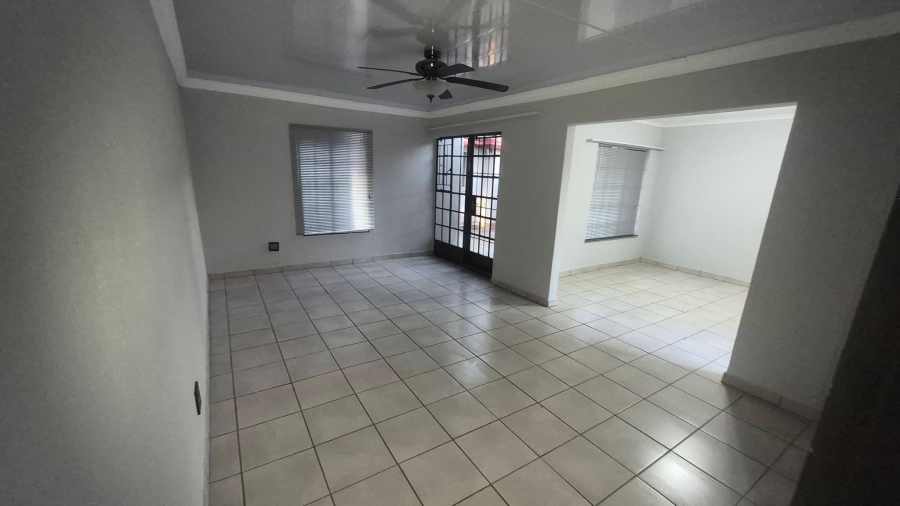 To Let 2 Bedroom Property for Rent in Noordrand Mpumalanga