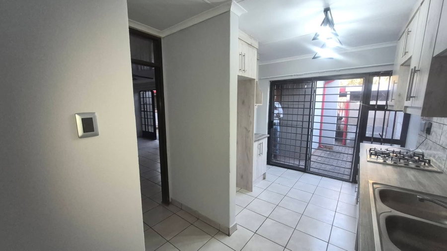 To Let 2 Bedroom Property for Rent in Noordrand Mpumalanga