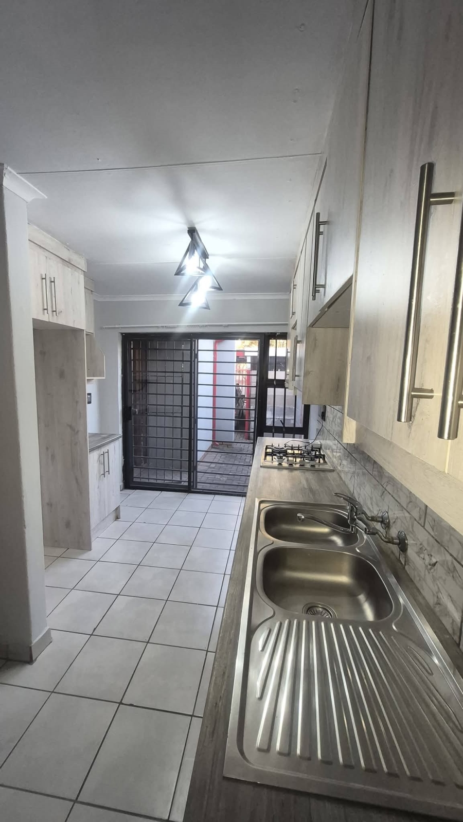 To Let 2 Bedroom Property for Rent in Noordrand Mpumalanga