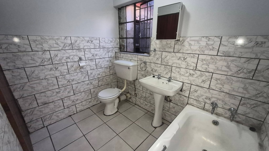 To Let 2 Bedroom Property for Rent in Noordrand Mpumalanga