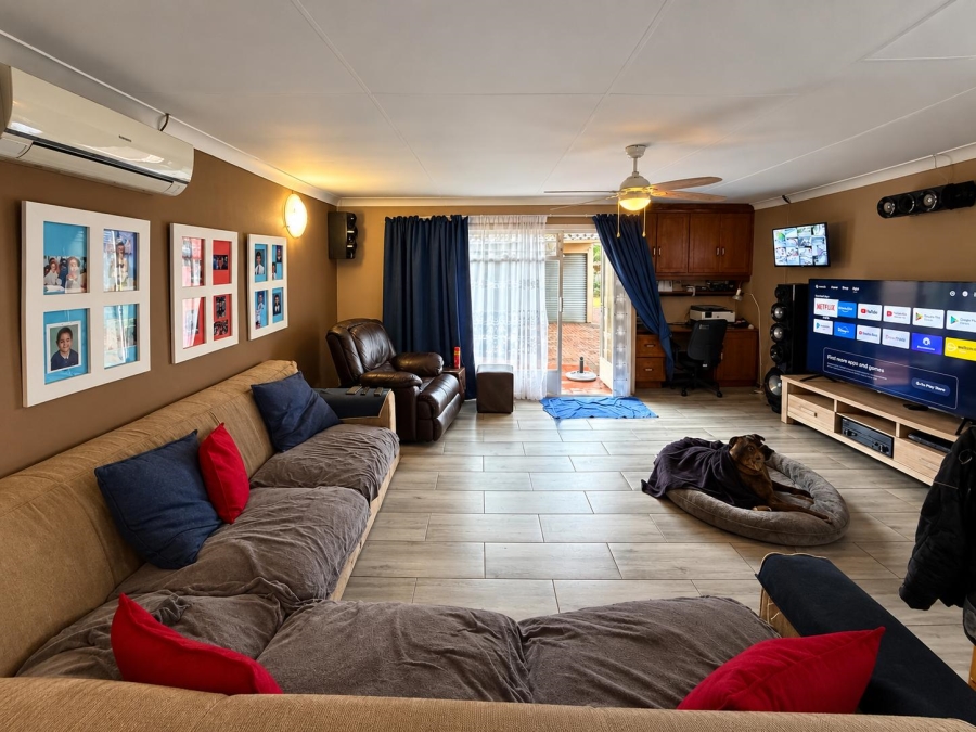 3 Bedroom Property for Sale in Secunda Mpumalanga