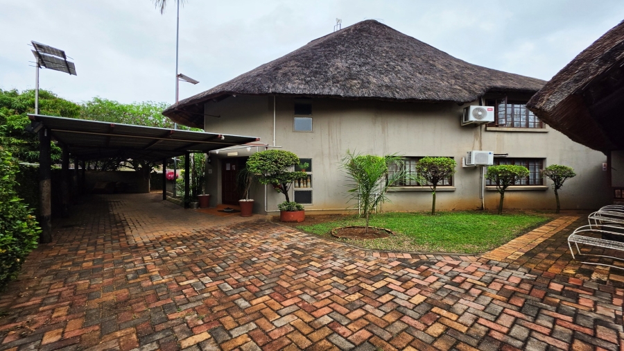 6 Bedroom Property for Sale in Malelane Mpumalanga