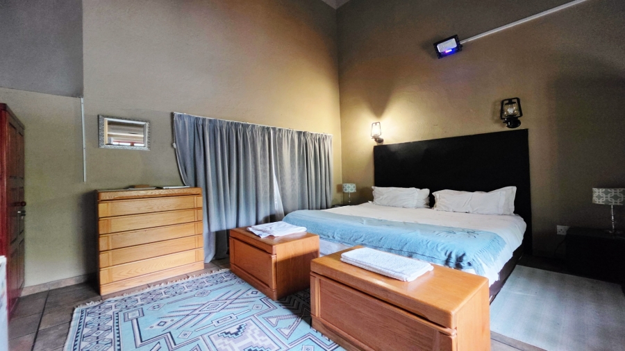 6 Bedroom Property for Sale in Malelane Mpumalanga