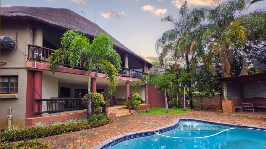 6 Bedroom Property for Sale in Malelane Mpumalanga