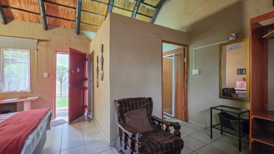 6 Bedroom Property for Sale in Malelane Mpumalanga