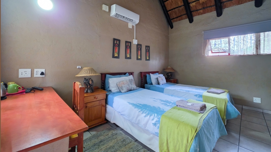 6 Bedroom Property for Sale in Malelane Mpumalanga