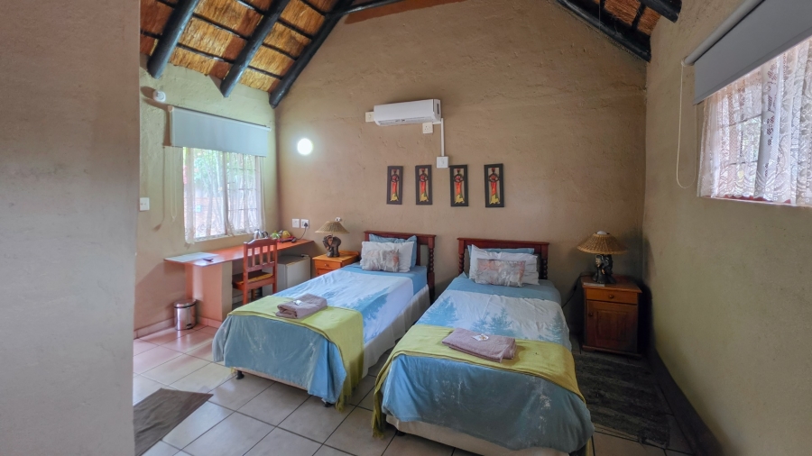 6 Bedroom Property for Sale in Malelane Mpumalanga