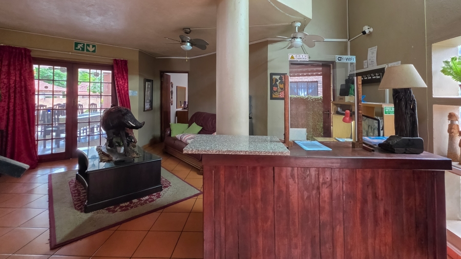 6 Bedroom Property for Sale in Malelane Mpumalanga