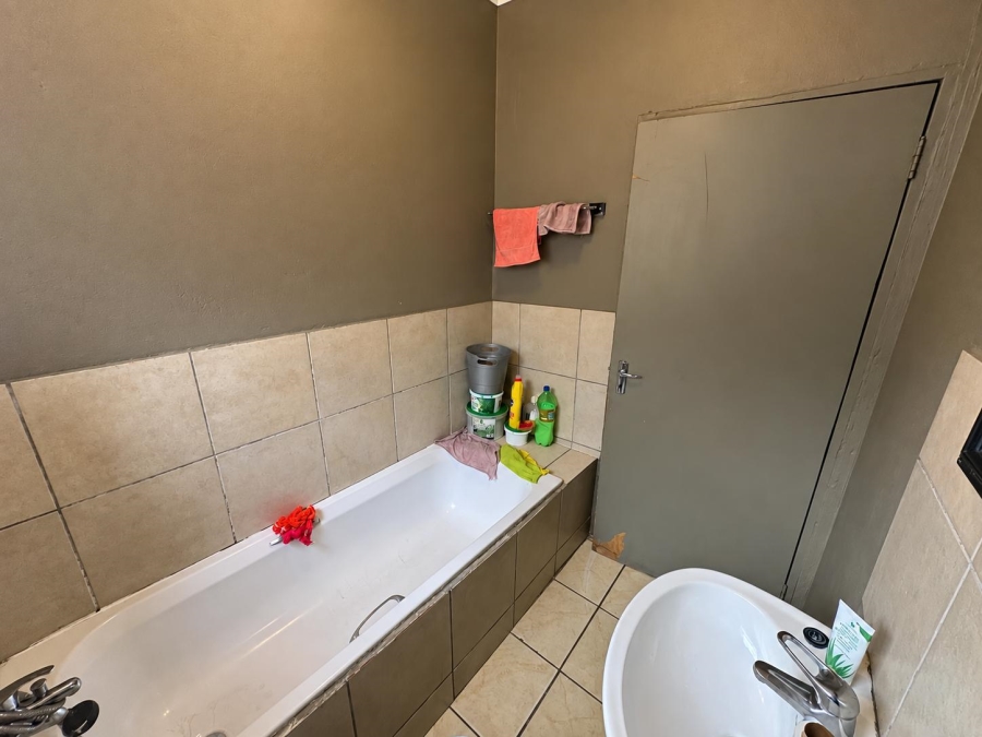 3 Bedroom Property for Sale in Kamagugu Mpumalanga