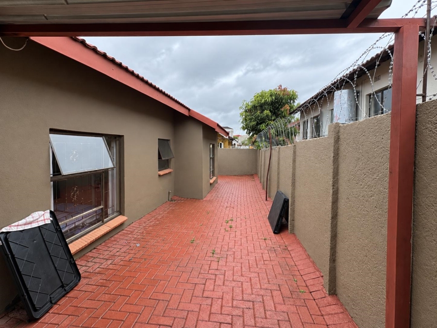 3 Bedroom Property for Sale in Kamagugu Mpumalanga