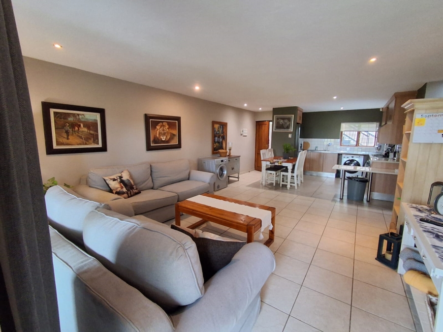2 Bedroom Property for Sale in Nelspruit Ext 20 Mpumalanga