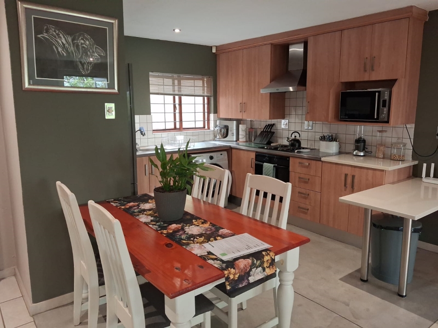 2 Bedroom Property for Sale in Nelspruit Ext 20 Mpumalanga