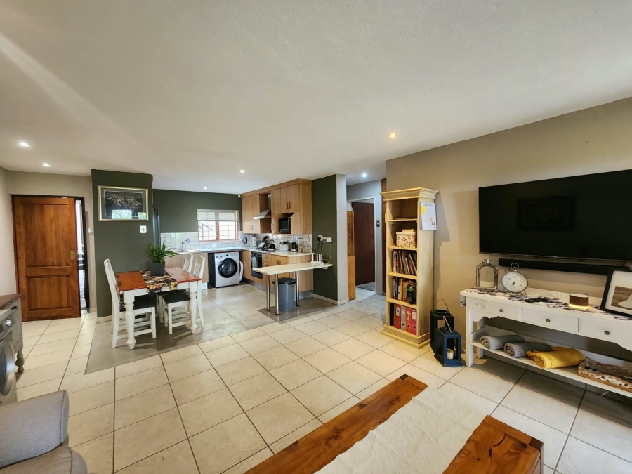 2 Bedroom Property for Sale in Nelspruit Ext 20 Mpumalanga