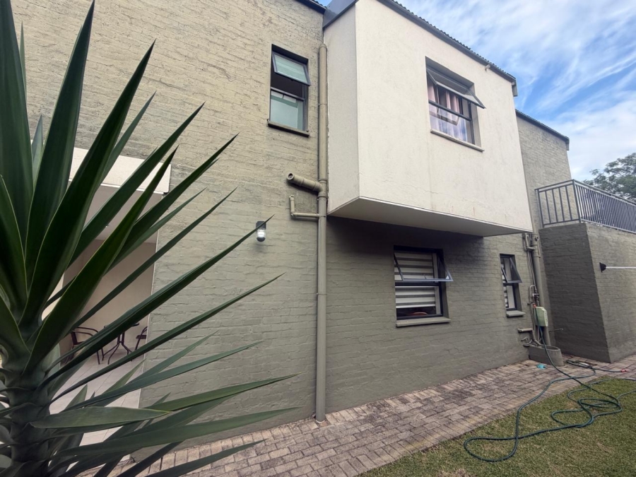 3 Bedroom Property for Sale in Stonehenge Mpumalanga