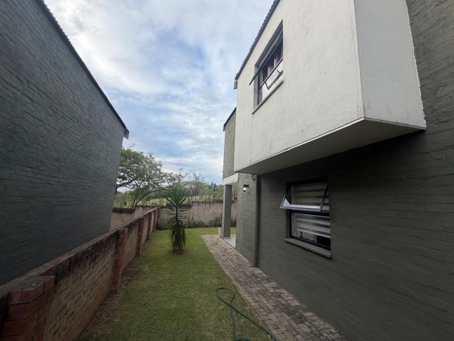 3 Bedroom Property for Sale in Stonehenge Mpumalanga