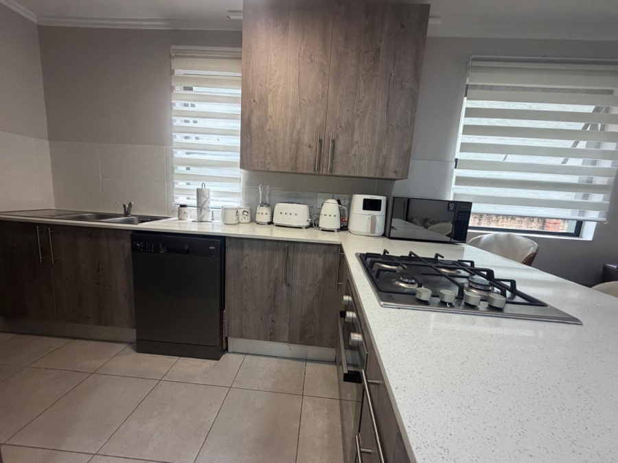 3 Bedroom Property for Sale in Stonehenge Mpumalanga