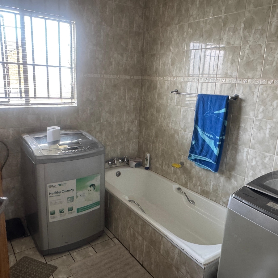 4 Bedroom Property for Sale in Tasbet Park Mpumalanga