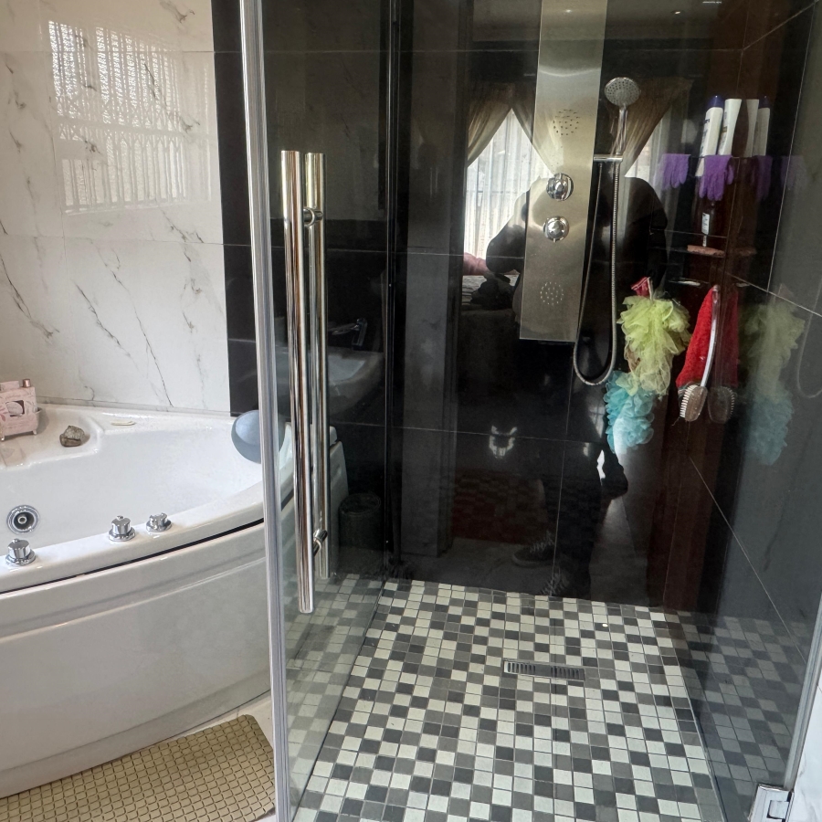 4 Bedroom Property for Sale in Tasbet Park Mpumalanga