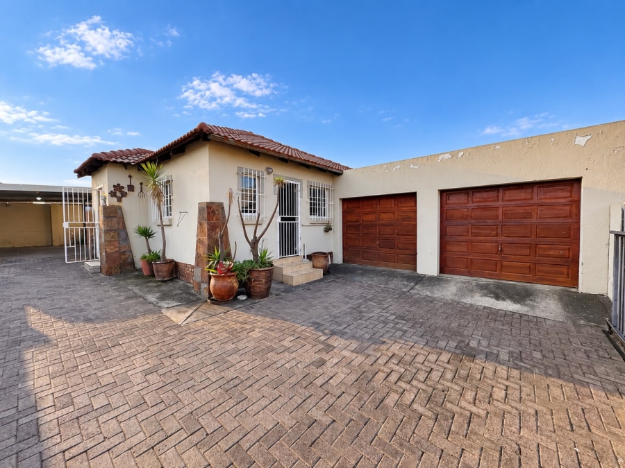 3 Bedroom Property for Sale in Ben Fleur Mpumalanga