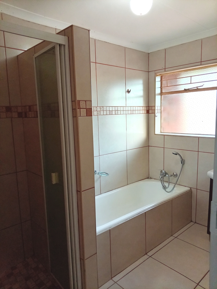 To Let 3 Bedroom Property for Rent in Suidheuwel Mpumalanga
