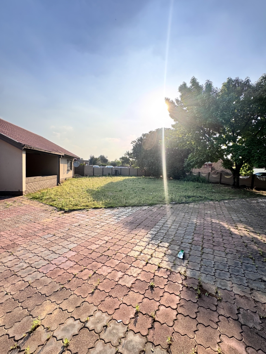 3 Bedroom Property for Sale in Tasbet Park Ext 3 Mpumalanga