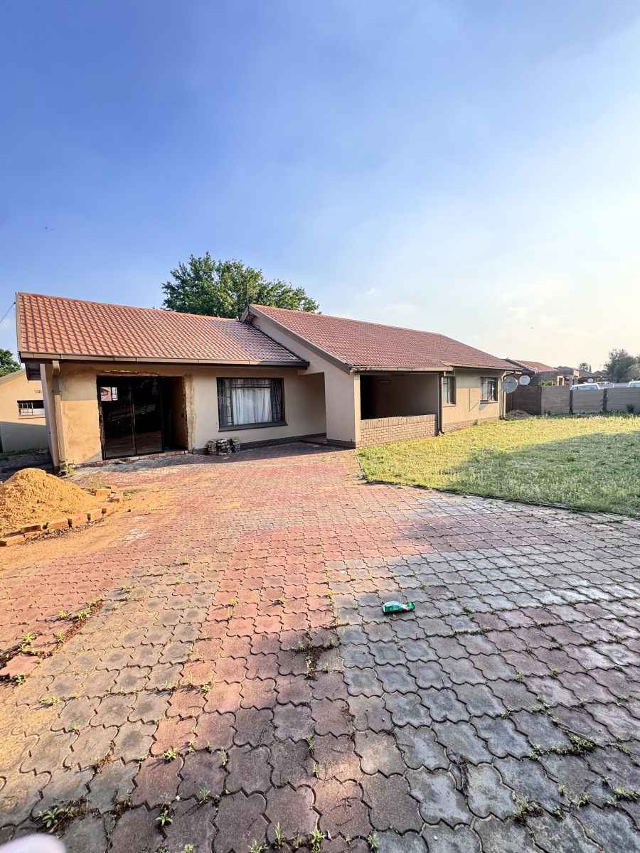 3 Bedroom Property for Sale in Tasbet Park Ext 3 Mpumalanga