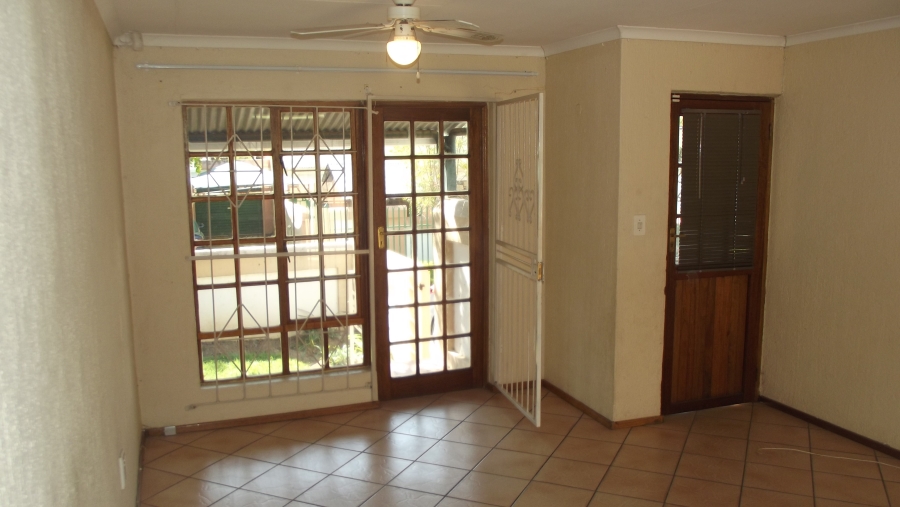 To Let 3 Bedroom Property for Rent in West Acres Mpumalanga
