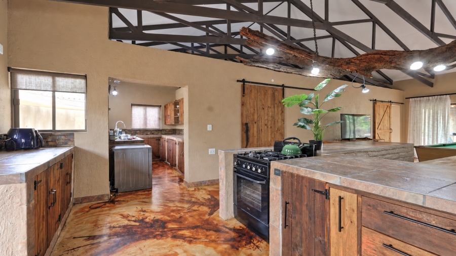 2 Bedroom Property for Sale in Marloth Park Mpumalanga