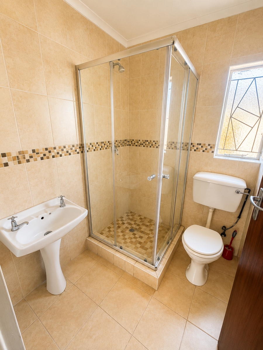 To Let 7 Bedroom Property for Rent in Cosmosrand Mpumalanga