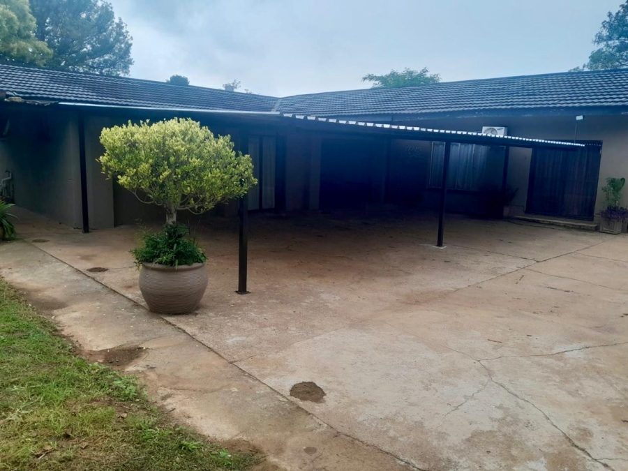 6 Bedroom Property for Sale in Piet Retief Mpumalanga