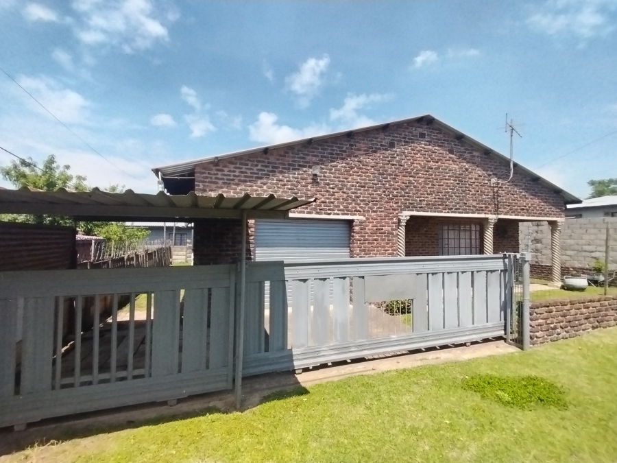 2 Bedroom Property for Sale in Piet Retief Mpumalanga