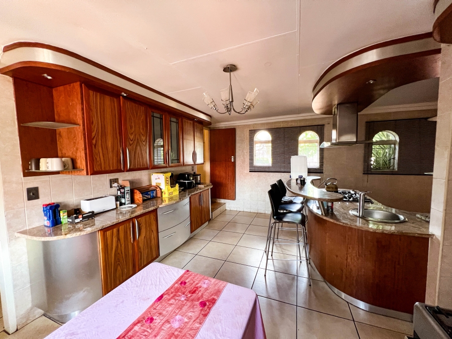 To Let 4 Bedroom Property for Rent in Dennesig Mpumalanga